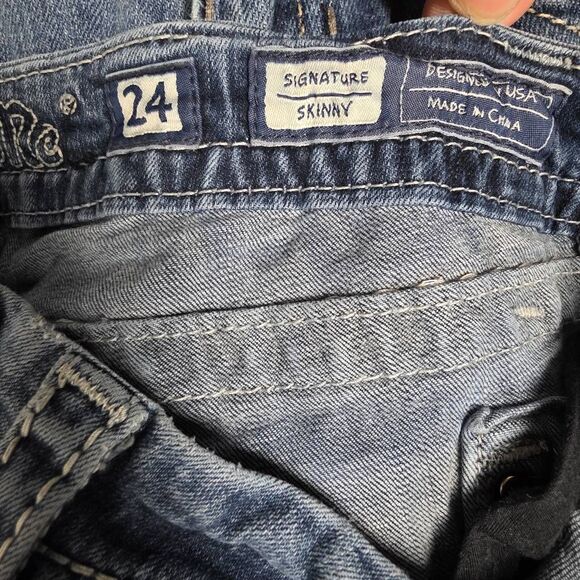 Miss Me Signature Skinny Jeans 24 Rhinestone Flap Pockets - Picture 9 of 11